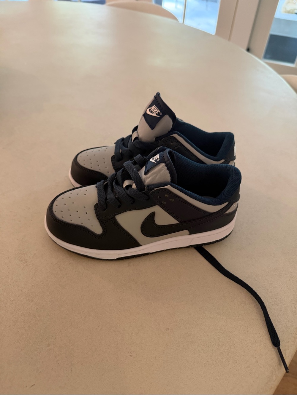 Nike Kids Low-Top Sneakers in Gray and Black with Navy Accents